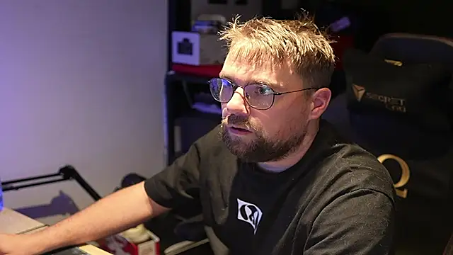 justinitt online show from September 10, 2025, 3:28 am