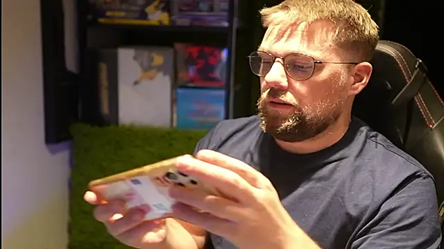 justinitt online show from September 15, 2025, 8:09 pm