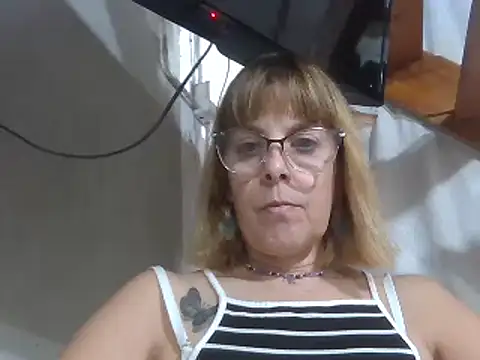 bhianca123 online show from February 21, 2025, 6:26 pm