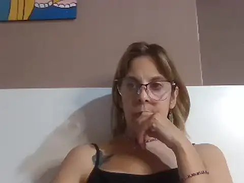 bhianca123 online show from March 19, 2025, 1:10 am