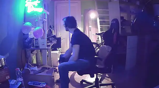 stary-w-kalesonach online show from March 15, 2025, 9:38 pm