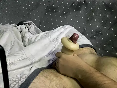 kzzix online show from October 25, 2025, 10:48 pm