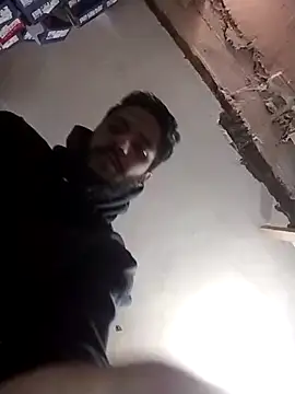 Feeroo11 online show from January 15, 2026, 5:05 pm