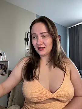 Snapshot of Kiss_My_Body chatting on June 25, 2026, 12:09 pm Kiss My Body online show from June 25, 2026, 12:09 pm