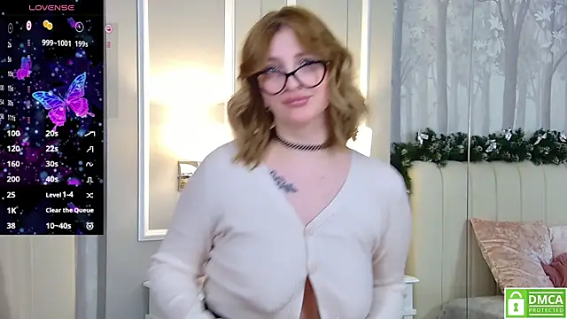 Snapshot of Eva__Summer chatting on January 22, 2025, 4:44 pm Eva Summer online show from January 22, 2025, 4:44 pm