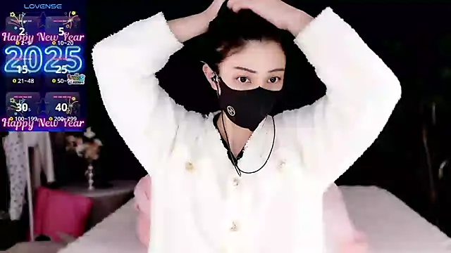 miaomiao-777 online show from March 21, 2025, 6:07 pm