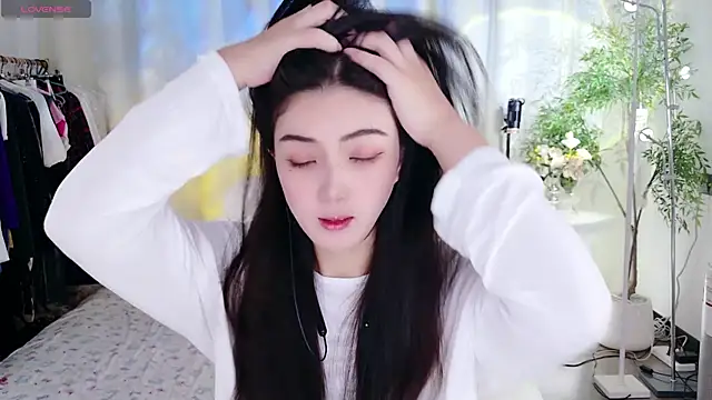 miaomiao-777 online show from September 20, 2025, 12:22 am