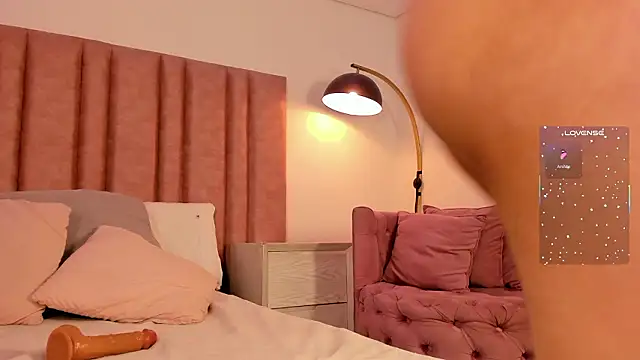 Tamara palacios online show from February 22, 2026, 10:08 pm