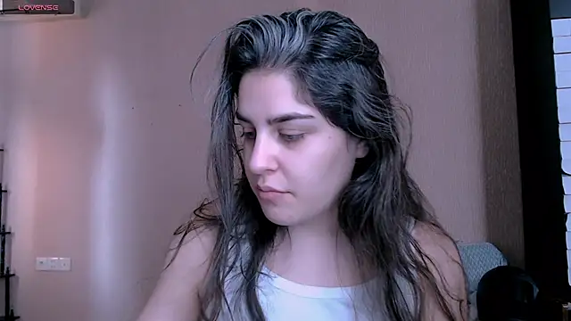  Roselina  online show from November 30, 2025, 7:34 am