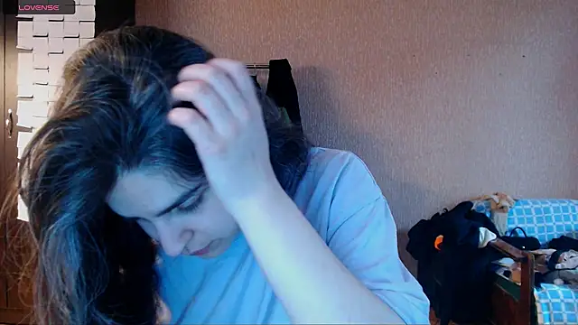  Roselina  online show from March 28, 2026, 1:00 pm