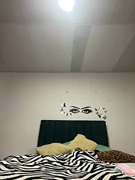 Snapshot of Keyler_True18 chatting on February 5, 2026, 10:20 am Keyler True18 online show from February 5, 2026, 10:20 am