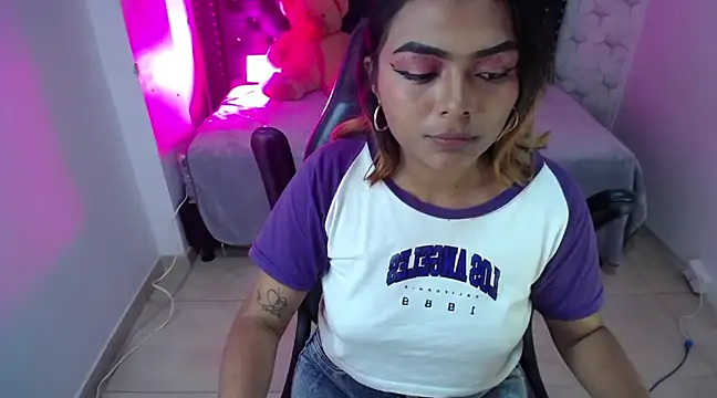 madelein m online show from January 27, 2025, 10:27 pm