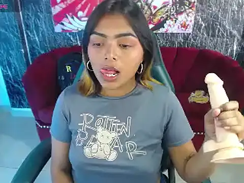 madelein m online show from January 29, 2025, 8:46 pm