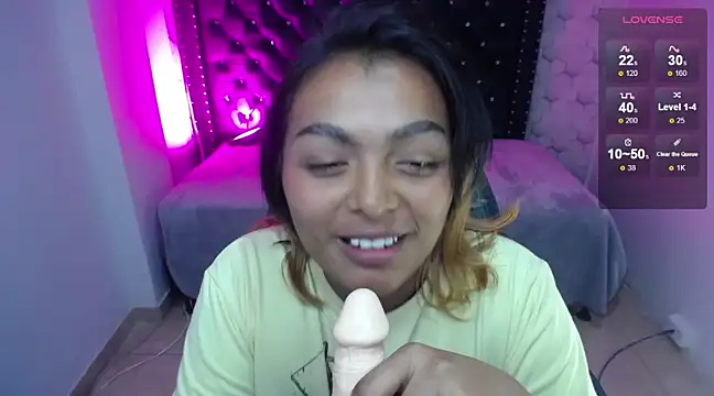 madelein m online show from February 15, 2025, 3:28 pm