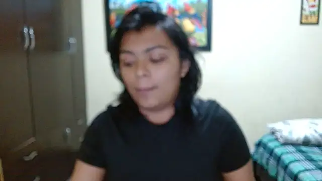 madelein m online show from November 7, 2025, 5:40 am