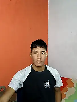 Snapshot of matteo_rivas chatting on January 15, 2025, 5:05 pm matteo rivas online show from January 15, 2025, 5:05 pm