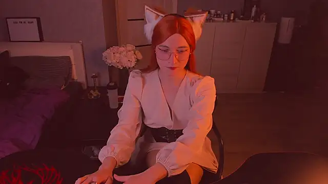 Snapshot of foxy_jpg chatting on November 17, 2025, 10:15 pm foxy jpg online show from November 17, 2025, 10:15 pm