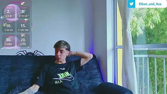 ethan and ava online show from October 15, 2025, 12:38 pm