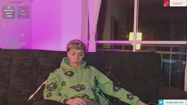 ethan and ava online show from May 14, 2026, 2:18 am