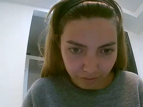 VittoriaTaylor online show from February 19, 2026, 4:03 pm