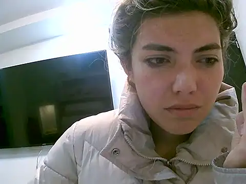 Snapshot of VittoriaTaylor chatting on April 17, 2026, 4:54 pm VittoriaTaylor online show from April 17, 2026, 4:54 pm