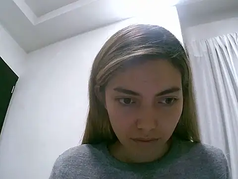 Snapshot of VittoriaTaylor chatting on May 22, 2026, 1:13 am VittoriaTaylor online show from May 22, 2026, 1:13 am