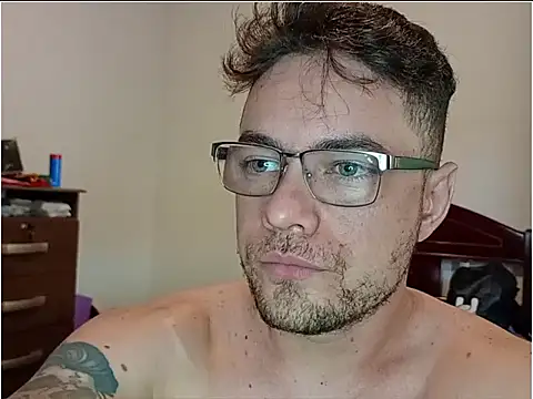 Dyllan   online show from April 15, 2026, 6:15 pm