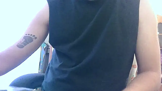 HunterOnBoobs online show from October 6, 2025, 6:11 am