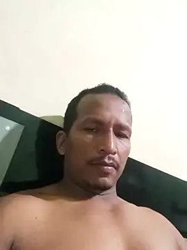 Snapshot of Nego8659 chatting on October 5, 2025, 10:18 pm Nego8659 online show from October 5, 2025, 10:18 pm