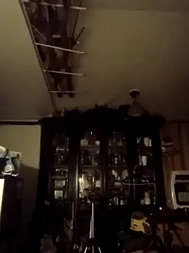 Almightyyahm online show from April 12, 2026, 11:21 pm