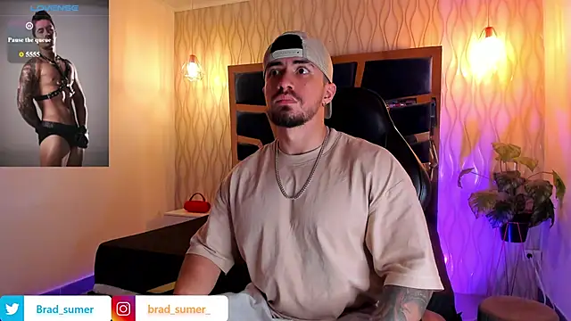 Snapshot of Brad_Summer chatting on February 3, 2026, 5:29 pm Brad Summer online show from February 3, 2026, 5:29 pm