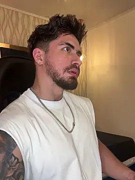 Snapshot of Brad_Summer chatting on February 5, 2026, 5:50 pm Brad Summer online show from February 5, 2026, 5:50 pm