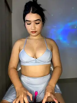 Snapshot of vane_foxxx chatting on September 16, 2025, 1:28 am vane foxxx online show from September 16, 2025, 1:28 am