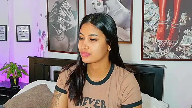 loretahorny online show from March 31, 2026, 12:49 pm