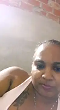 Snapshot of Teresa_mm chatting on February 6, 2025, 1:27 am Teresa mm online show from February 6, 2025, 1:27 am