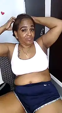 Snapshot of Teresa_mm chatting on February 28, 2025, 4:10 am Teresa mm online show from February 28, 2025, 4:10 am