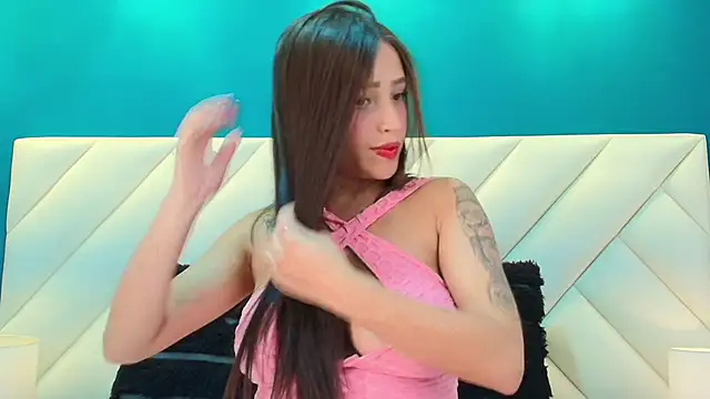 Snapshot of ArianaGolden chatting on February 26, 2025, 12:47 pm ArianaGolden online show from February 26, 2025, 12:47 pm