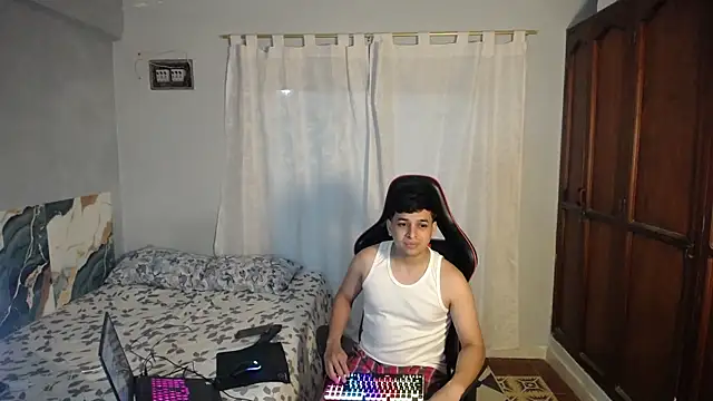 Snapshot of xxxcocorood chatting on December 2, 2025, 11:00 pm xxxcocorood online show from December 2, 2025, 11:00 pm