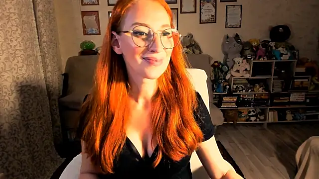 red rocco online show from November 4, 2025, 5:34 pm