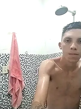 Snapshot of welitonzz28 chatting on May 12, 2026, 10:29 pm welitonzz28 online show from May 12, 2026, 10:29 pm