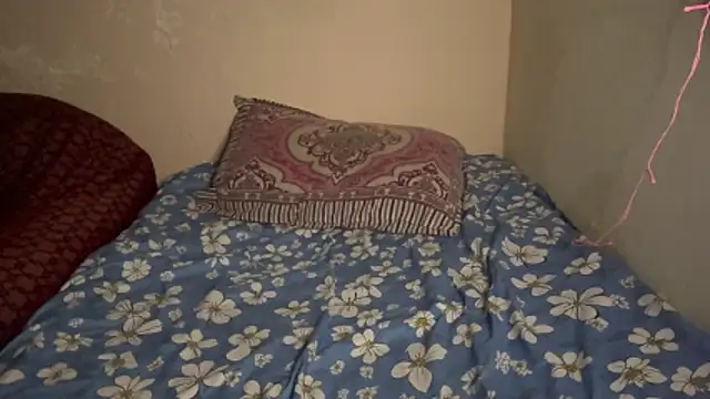 Snapshot of hot_hunk_boy chatting on March 3, 2026, 6:47 pm hot hunk boy online show from March 3, 2026, 6:47 pm