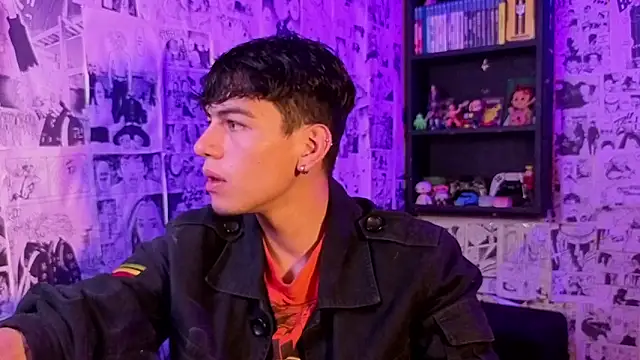 Snapshot of Mickey_Magic chatting on February 6, 2026, 6:18 am Mickey Magic online show from February 6, 2026, 6:18 am