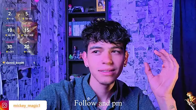 Snapshot of Mickey_Magic chatting on February 13, 2026, 6:09 am Mickey Magic online show from February 13, 2026, 6:09 am