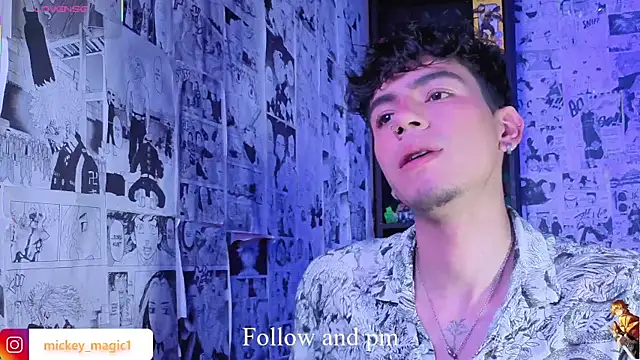 Snapshot of Mickey_Magic chatting on February 20, 2026, 5:26 am Mickey Magic online show from February 20, 2026, 5:26 am