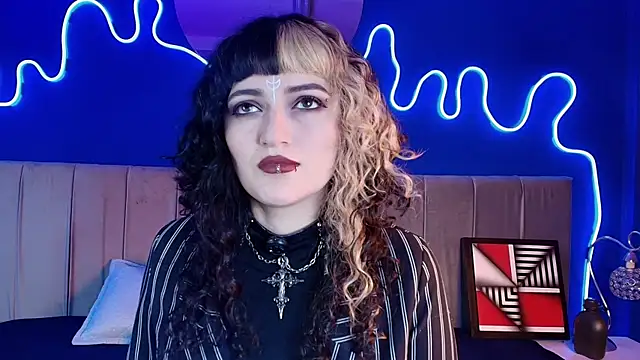 Snapshot of JeanneSabatier chatting on May 30, 2026, 7:44 pm JeanneSabatier online show from May 30, 2026, 7:44 pm