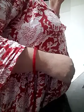 Snapshot of Hot_Juicy_Candy chatting on December 18, 2025, 8:53 am Hot Juicy Candy online show from December 18, 2025, 8:53 am