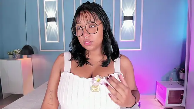Snapshot of isabella_zc chatting on July 25, 2026, 11:52 am isabella zc online show from July 25, 2026, 11:52 am
