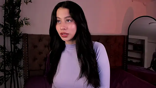 hannah brady online show from February 7, 2025, 11:34 pm