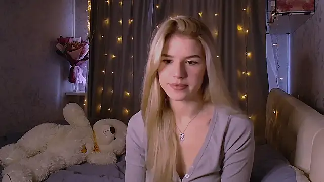 Melissa smith  online show from October 11, 2025, 11:42 am