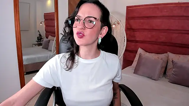 Snapshot of ana_liebert chatting on November 27, 2025, 10:34 pm ana liebert online show from November 27, 2025, 10:34 pm